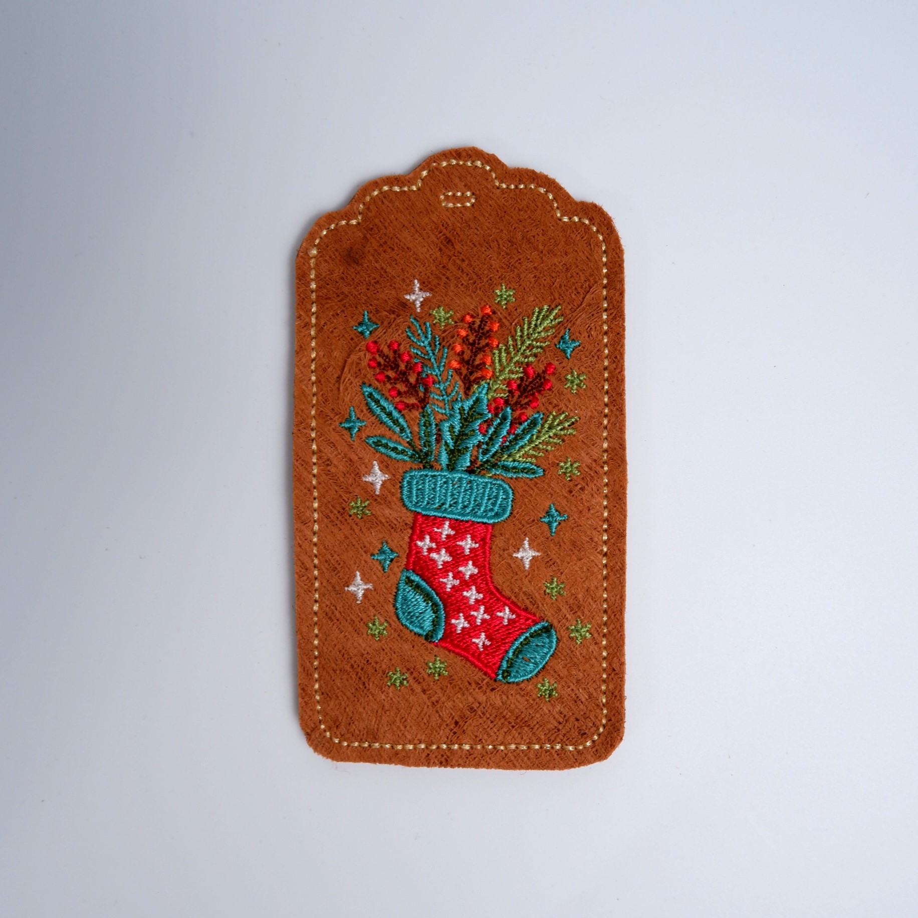 SULKY CHRISTMAS GIFT TAG - FESTIVE
STOCKING (Embroidered gift tag)